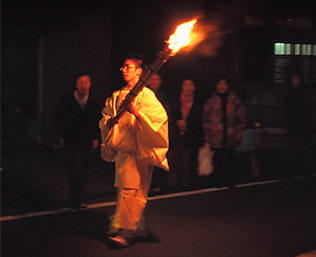 鞍馬の火祭05